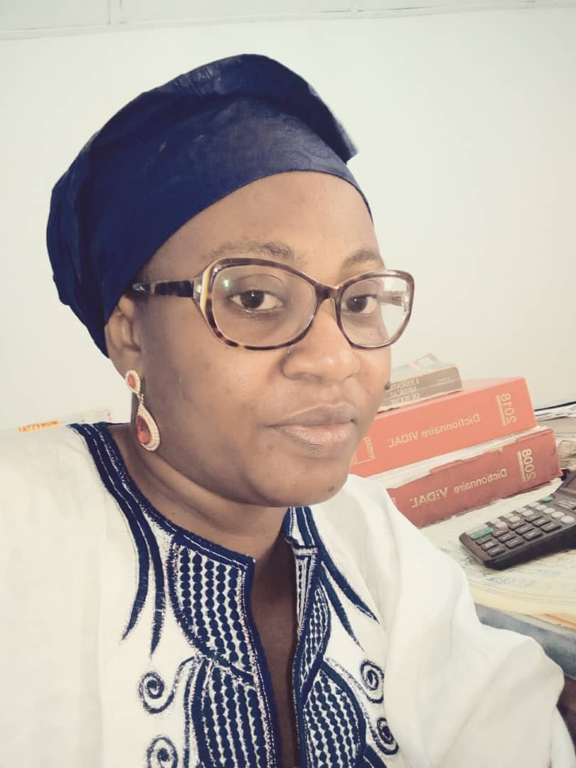 Madame EBRAM Atchoo Faridatou,  Point Focal Maladies Non Transmissibles et des Assurances Maladies à la DPS Tchaoudjo, nominée Meilleure Jeune Femme Leader 2020 aux Awards du Renouveau à Tchaoudjo.