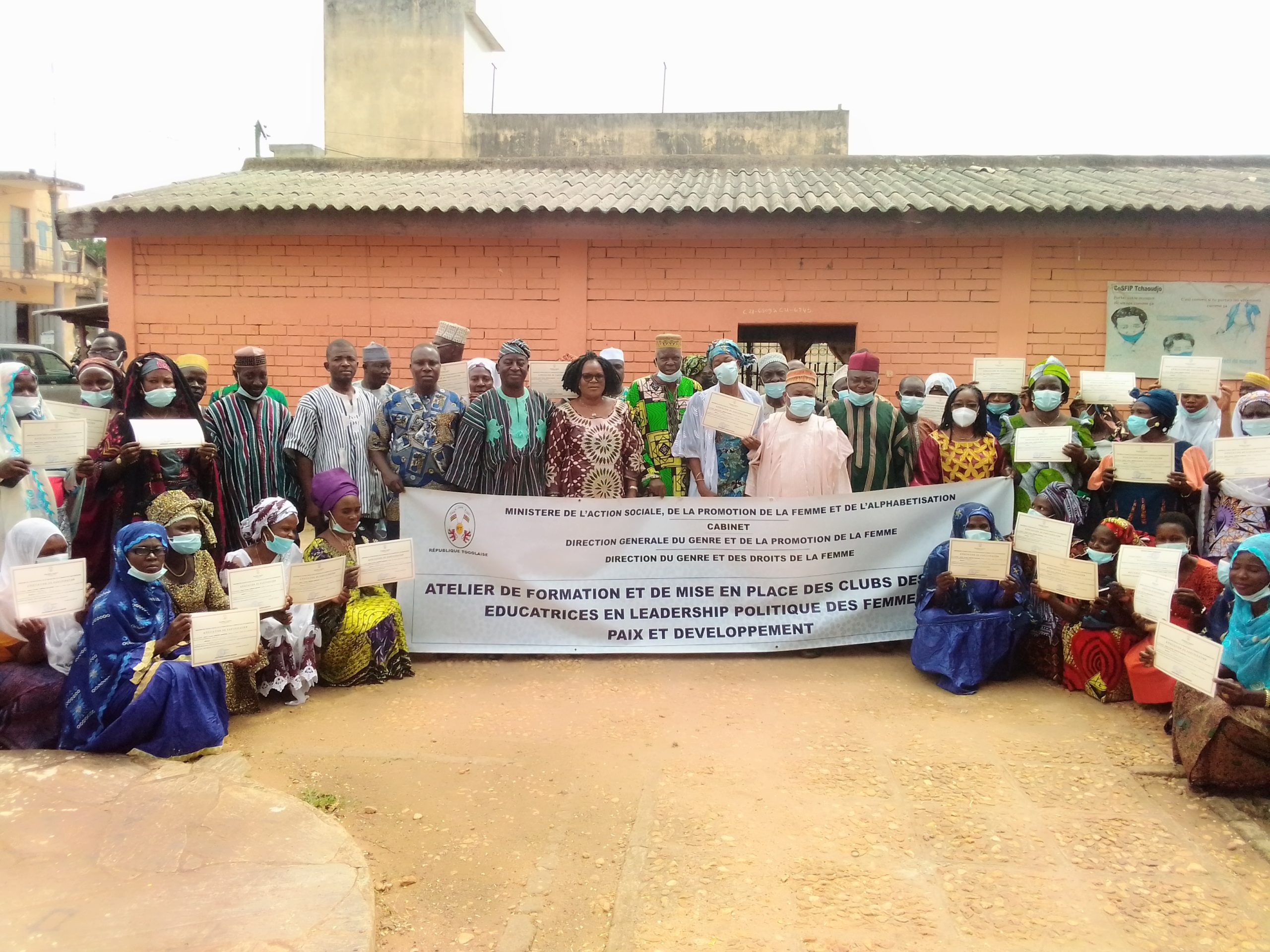 Sokodé : Mise en place des clubs des paires éducatrices en leadership politique des femmes, paix et développement