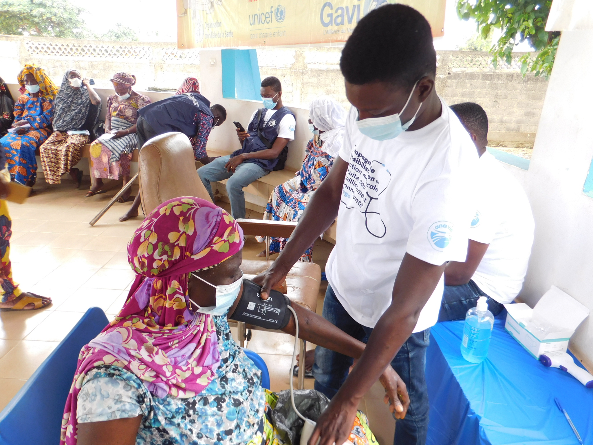 Sokodé: L’ONG ANAVIE réalise une action médicale gratuite à l’USP Kadanbara en faveur des personnes âgées