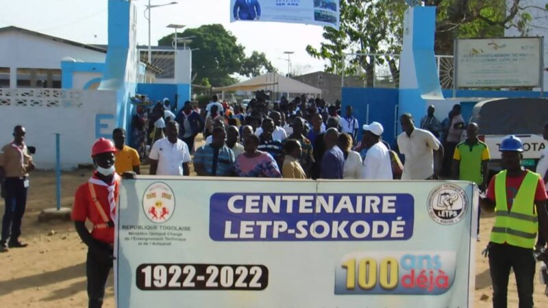 Célébration du centenaire du Lycée Technique de Sokodé : Une caravane suivie d’une sensibilisation sur les avantages d’un parcours d’Enseignement Technique pour lancer les couleurs des festivités.