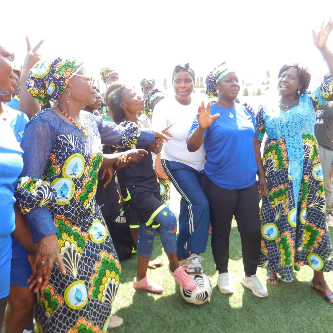 Célébration de la Journée internationale des droits des  femmes : Le ROAF-RC a organisé un tournoi de football féminin couplée d’une sensibilisation sur les outils numérique à Sokodé.